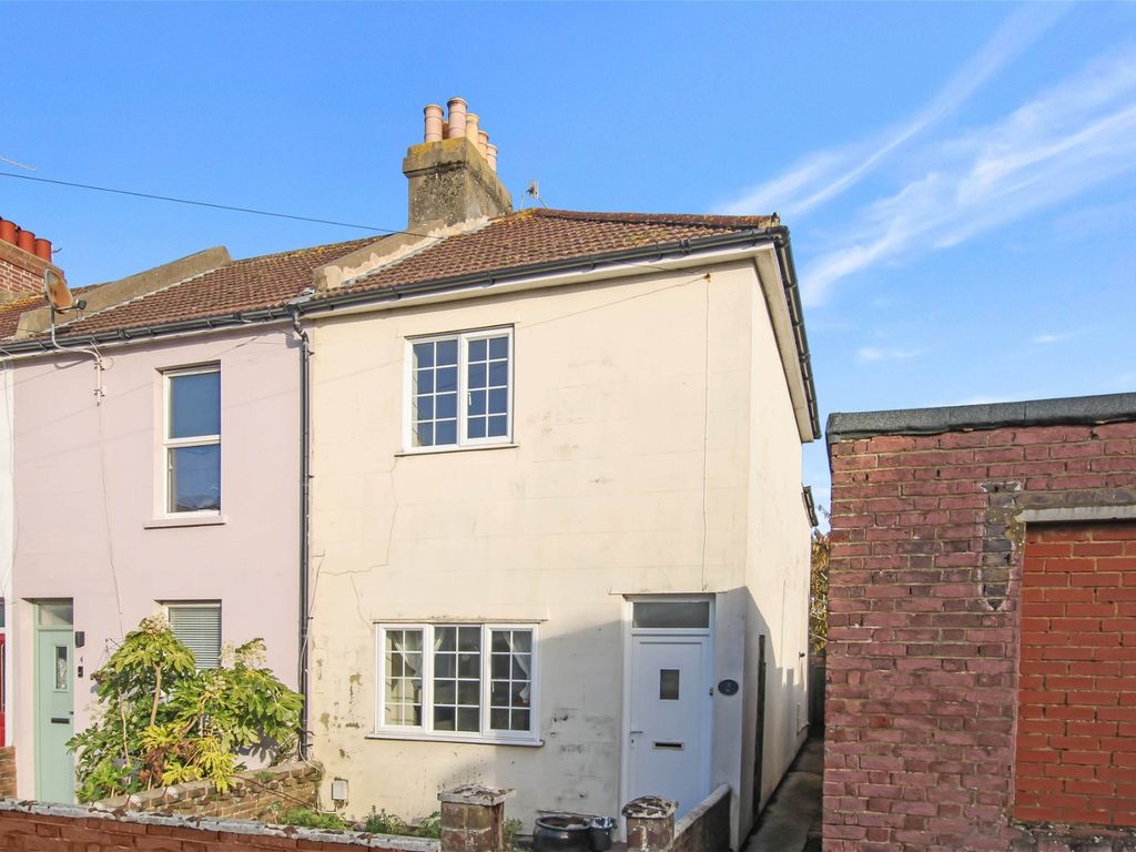 2 bed end terrace house for sale in Cranworth Road, Broadwater, Worthing BN11, £325,000
