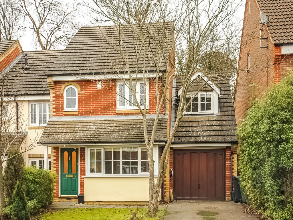 3 bed semi-detached house for sale in Bassett Drive, Reigate RH2, £750,000