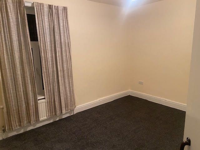 2 bed terraced house to rent in Claremont Street, Colne BB8, £600 pcm