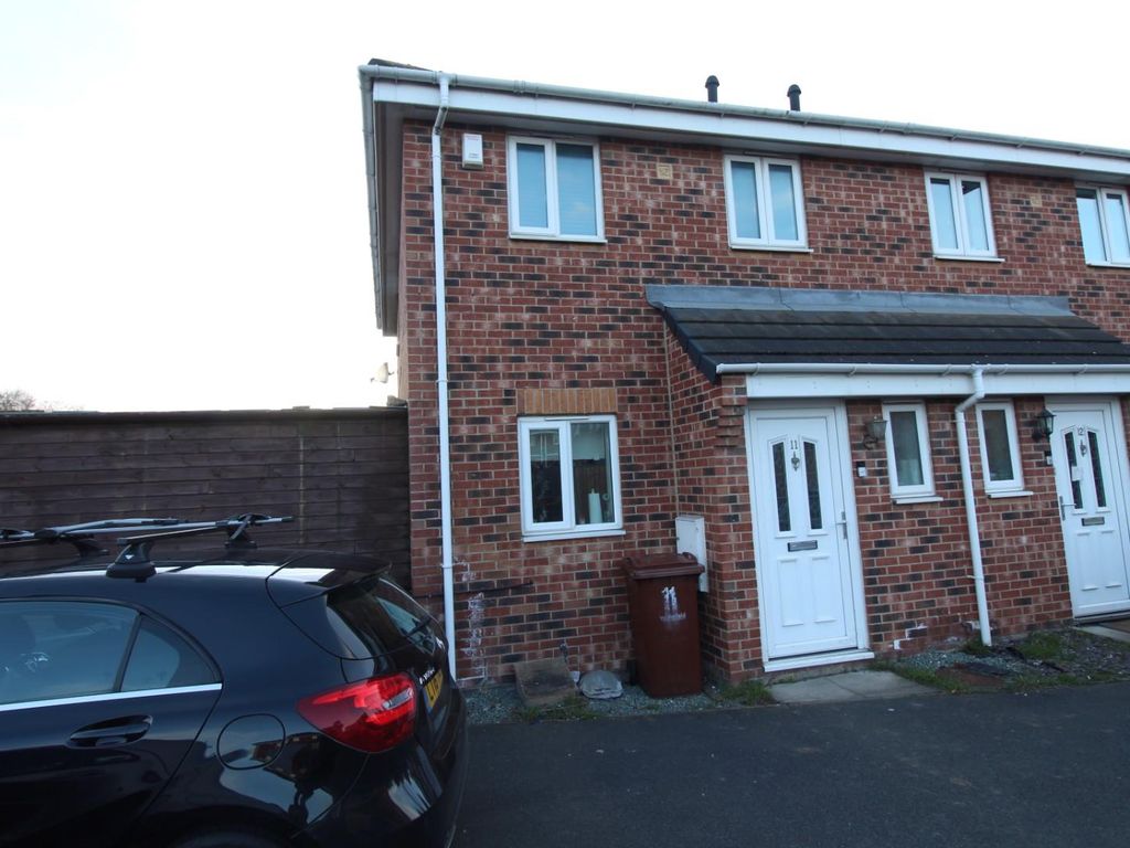 3 bed semi-detached house for sale in Milton Gardens, Featherstone WF7, £140,000