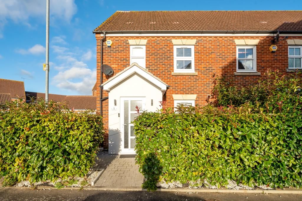 4 bed end terrace house for sale in Langley, Berkshire SL3, £600,000