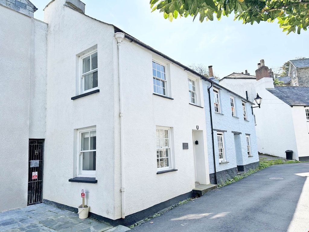 3 bed property for sale in Dunn Street, Boscastle PL35, £300,000