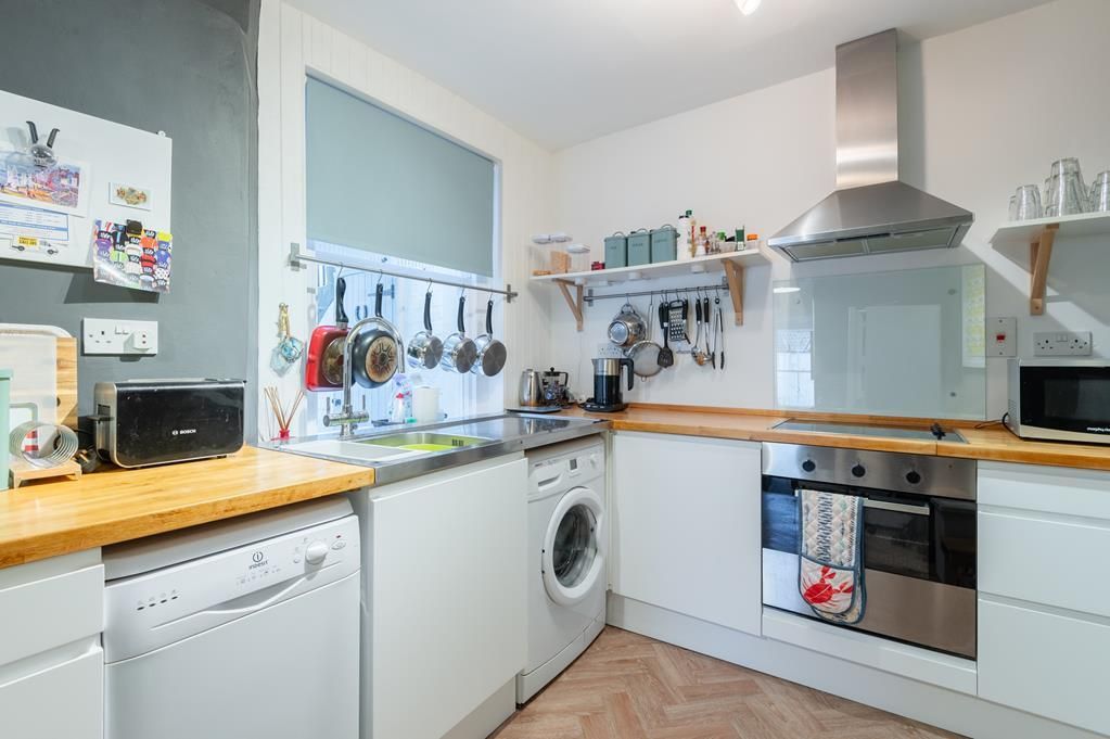 1 bed flat for sale in Main Street, Lower Largo, Leven KY8, £165,000