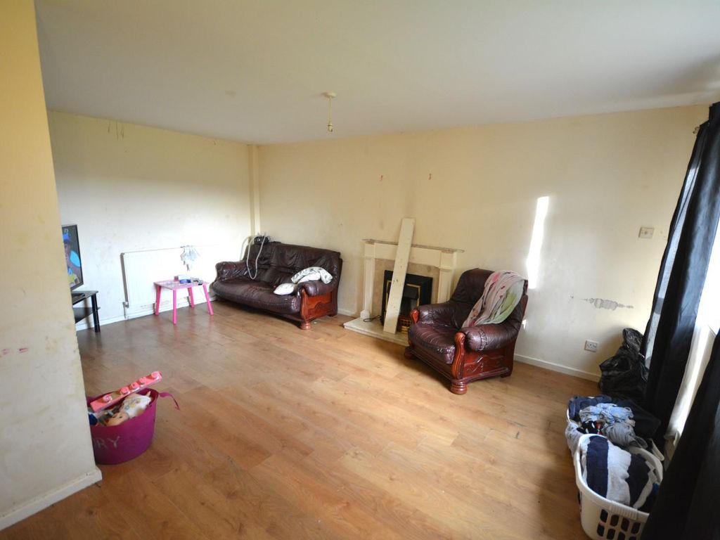3 bed terraced house for sale in Guthrum Place, Newton Aycliffe DL5, £65,000