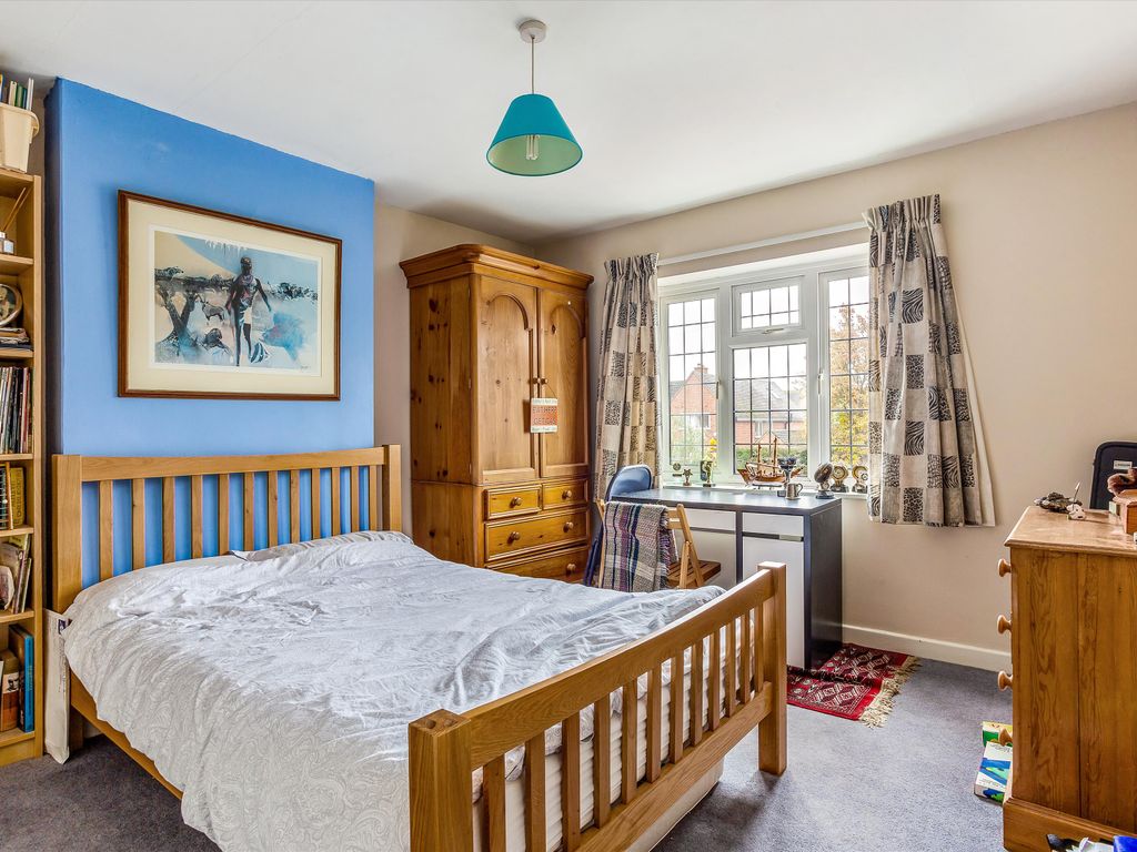 5 bed detached house for sale in Avon Crescent, Stratford-Upon-Avon, Warwickshire CV37, £995,000