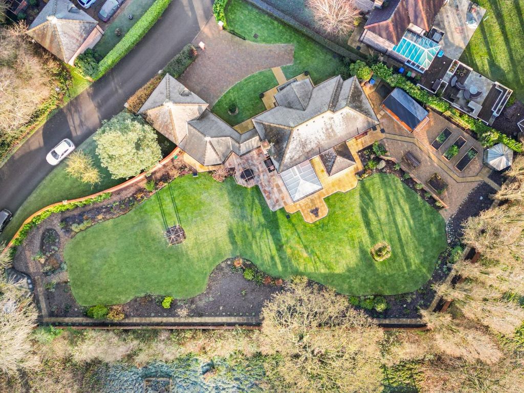 5 bed detached house for sale in Oak Tree Way, Brandesburton, Driffield YO25, £885,000