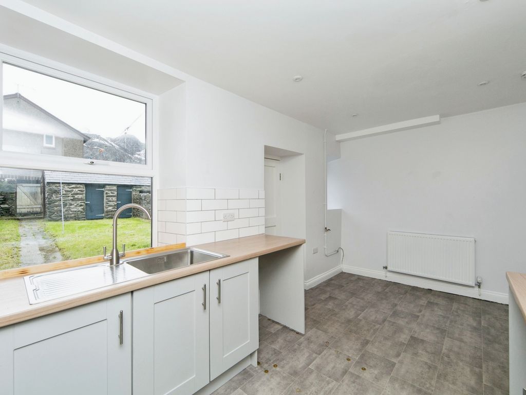 2 bed terraced house for sale in Jones Street, Blaenau Ffestiniog, Gwynedd LL41, £125,000
