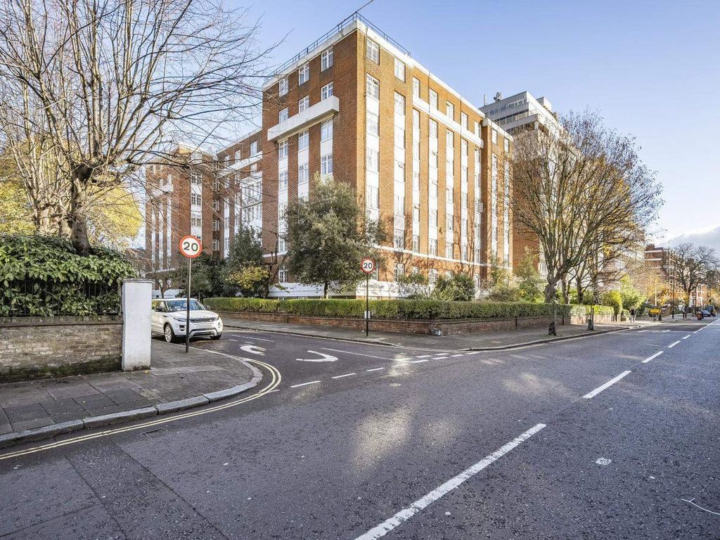 1 bed flat for sale in Abbey Road, London NW8, £500,000