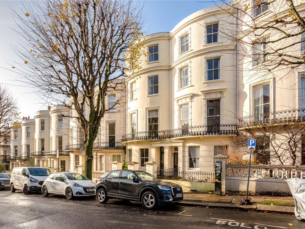 1 bed maisonette to rent in Brunswick Road, Hove, East Sussex BN3, £1,000 pcm
