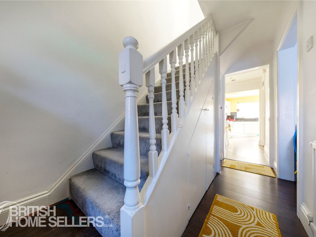 3 bed terraced house for sale in Charlton Park Lane, London SE7, £535,000