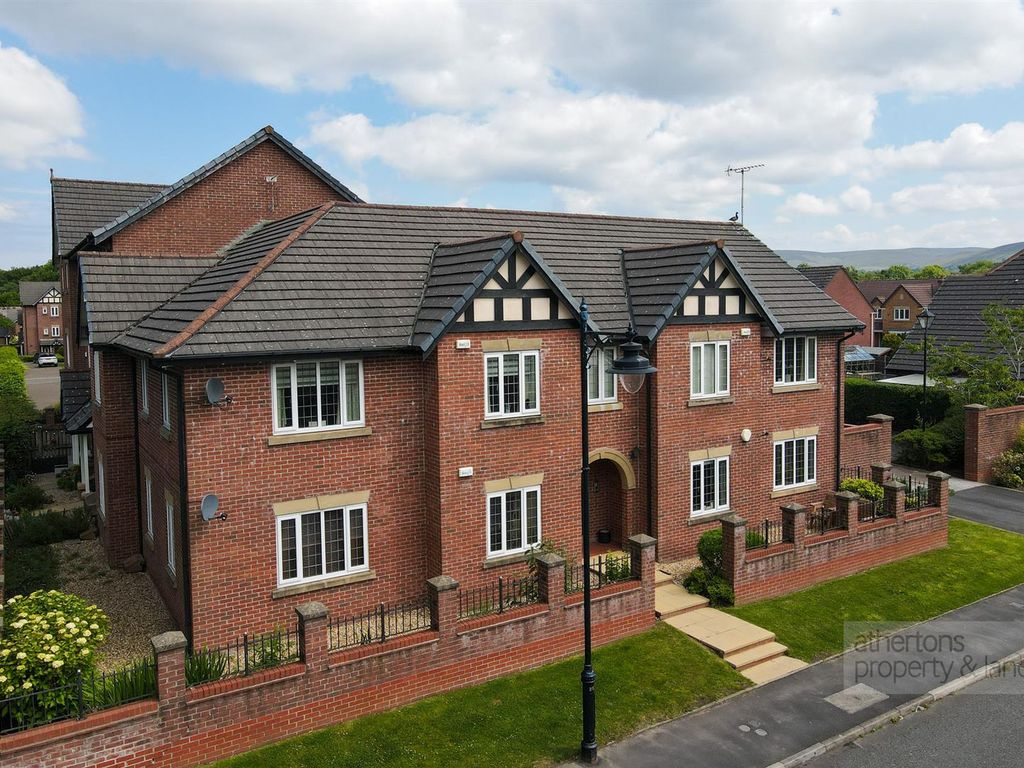 3 bed flat for sale in Pendle Drive, Whalley, Ribble Valley BB7, £219,995