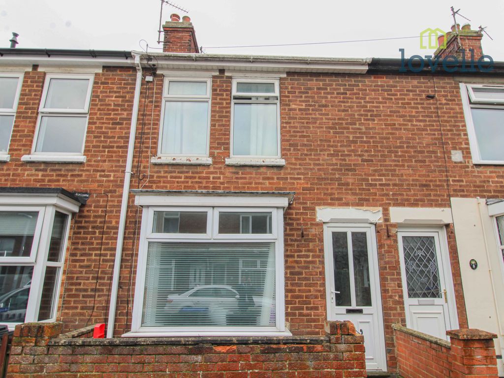 2 bed terraced house for sale in Bowers Avenue, Grimsby DN31, £79,950