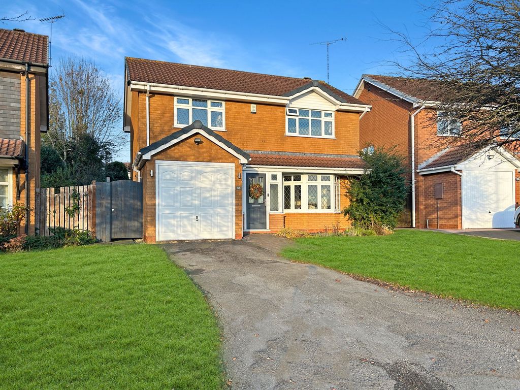 4 bed detached house for sale in Lower Eastern Green Lane, Eastern Green CV5, £460,000