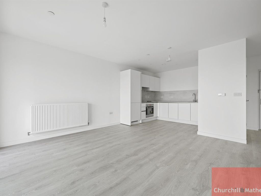 1 bed flat to rent in Winter Apartments, East Acton Lane, Acton W3, £1,850 pcm