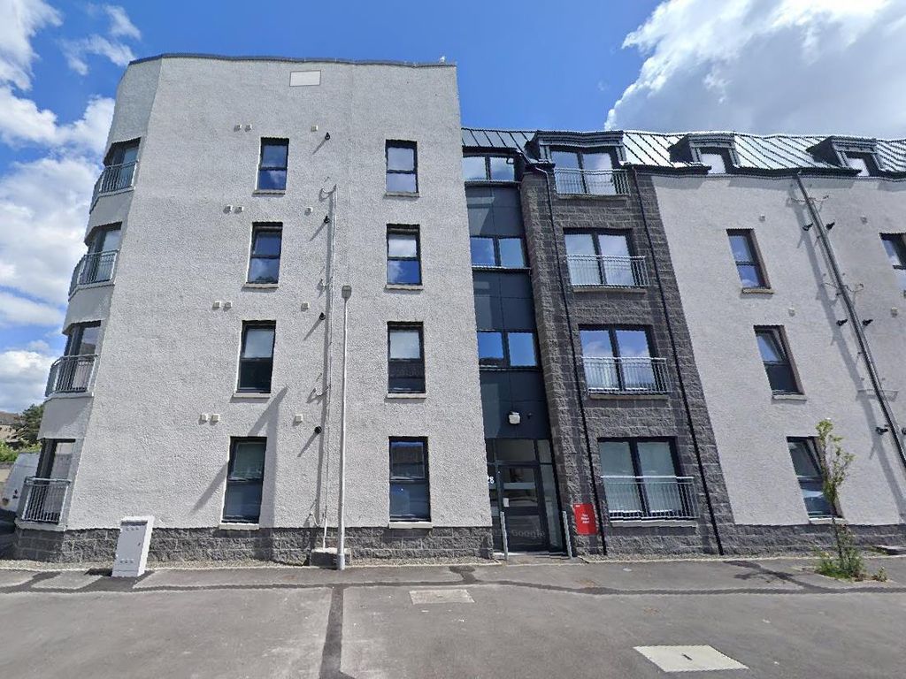 2 bed flat to rent in 28, Froghall Road, Aberdeen AB24, £611 pcm
