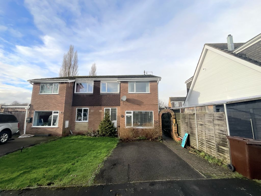 3 bed semi-detached house for sale in Beckingthorpe Drive, Bottesford, Nottingham NG13, £265,000