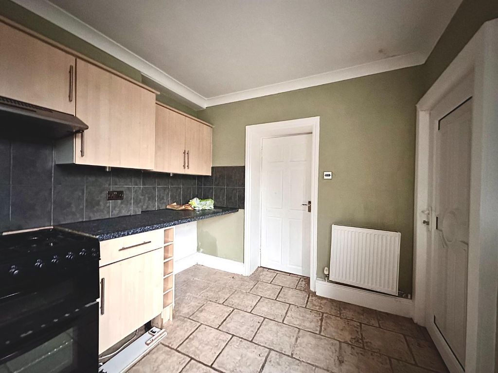 2 bed terraced house for sale in Skipton Road, Colne BB8, £94,950