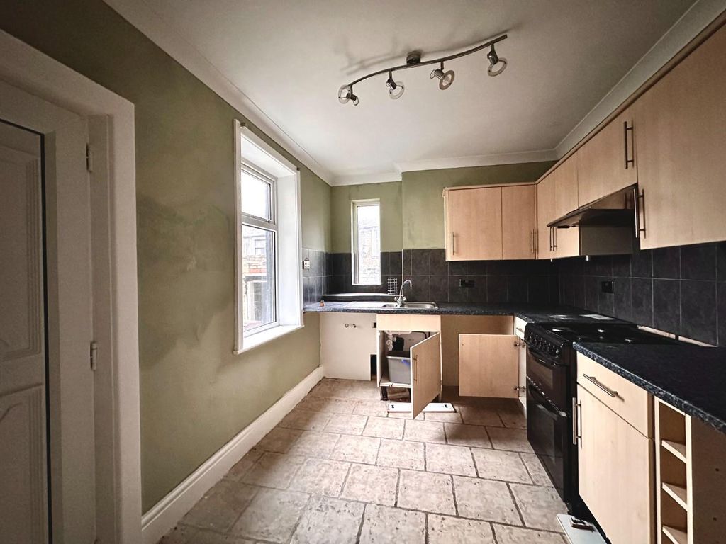 2 bed terraced house for sale in Skipton Road, Colne BB8, £94,950