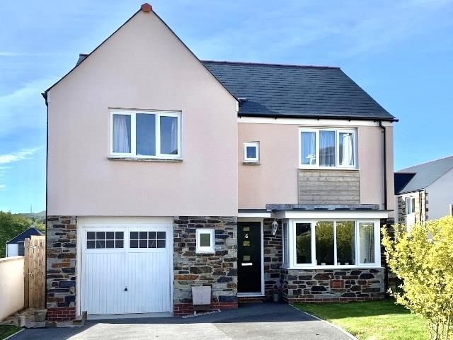 4 bed detached house to rent in Furze Vale, St. Austell PL25, £1,700 pcm