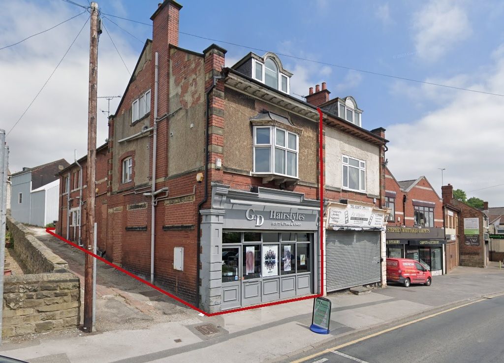 Retail premises for sale in Barnsley Road, Pontefract WF9, £400,000