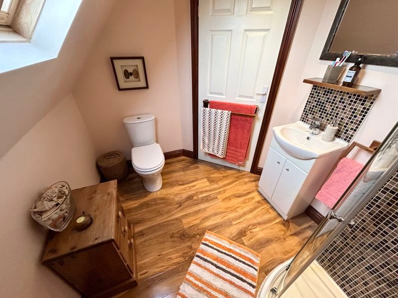 3 bed detached house for sale in Tir Estyn, Deganwy, Conwy LL31, £380,000