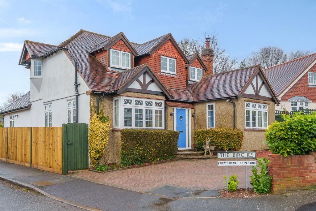 5 bed detached house for sale in High Wycombe, Buckinghamshire HP13, £700,000