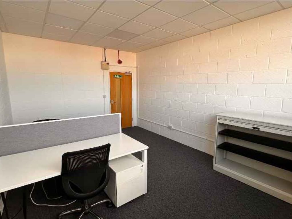 Office to let in Littleton Road, Ashford TW15, £6,000 pa