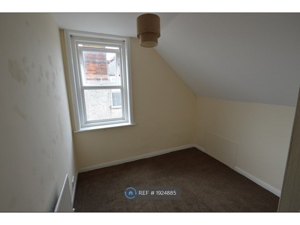 2 bed flat to rent in Drummond Road, Skegness PE25, £600 pcm