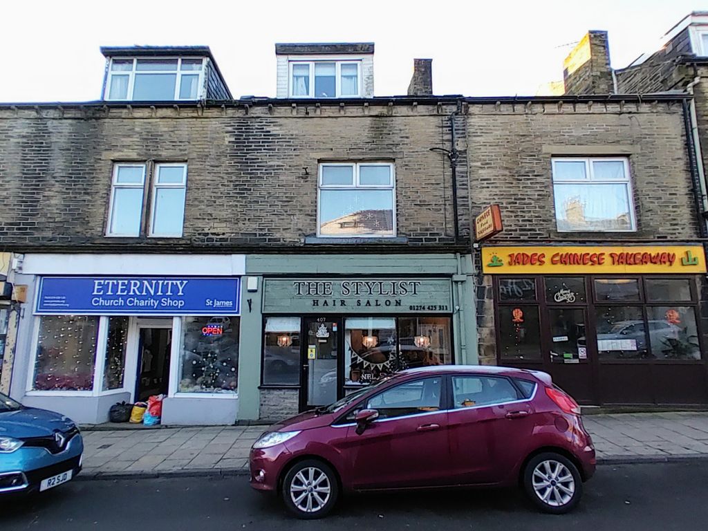 3 bed terraced house for sale in Thornton Road, Thornton, Bradford BD13, £225,000
