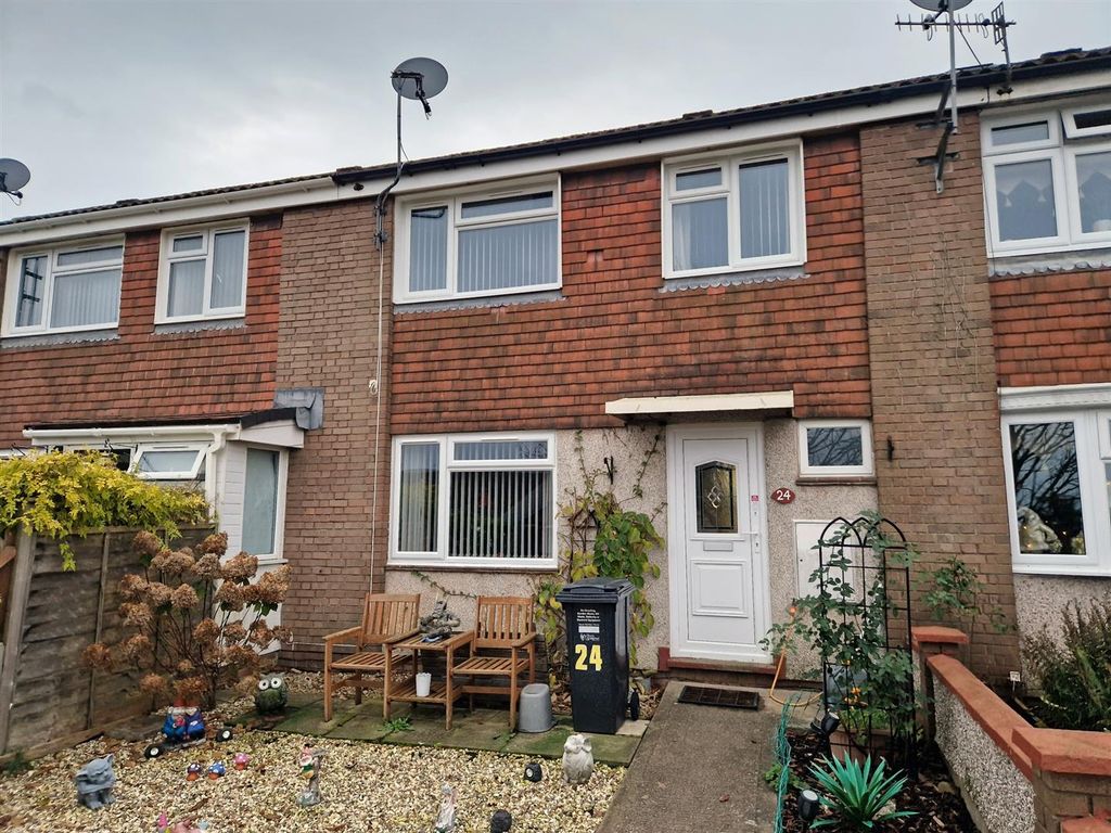 3 bed terraced house for sale in Orchard Close, Kewstoke, Weston-Super-Mare BS22, £245,000