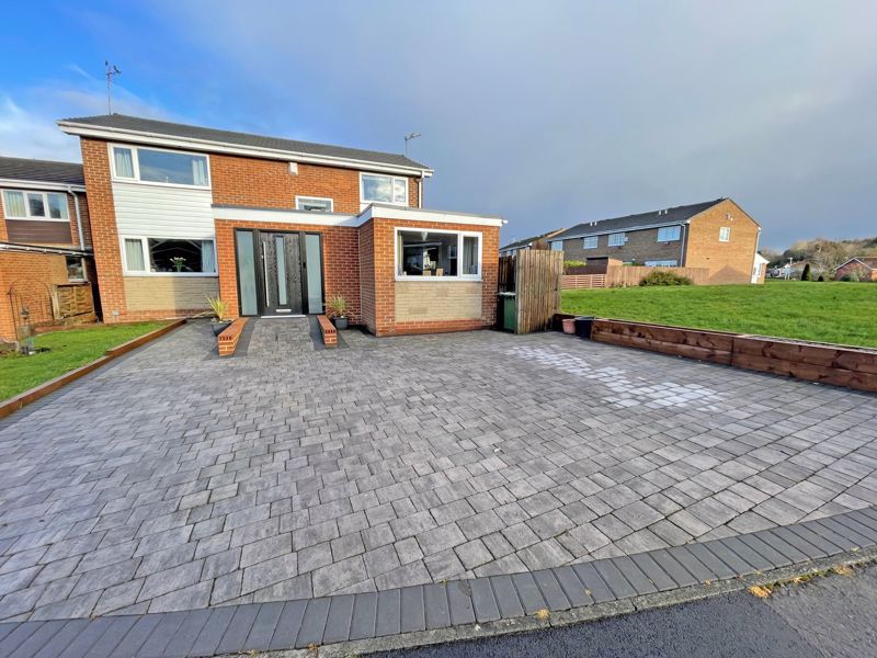 5 bed detached house for sale in Kepier Chare, Crawcrook, Ryton NE40, £335,000