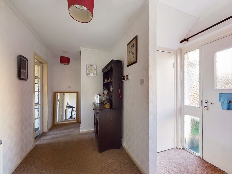 2 bed terraced house for sale in Knockside, Biggar ML12, £109,500