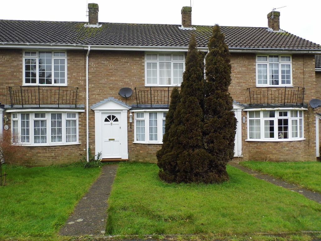 2 bed terraced house to rent in Tower Ride, Uckfield TN22, £1,250 pcm
