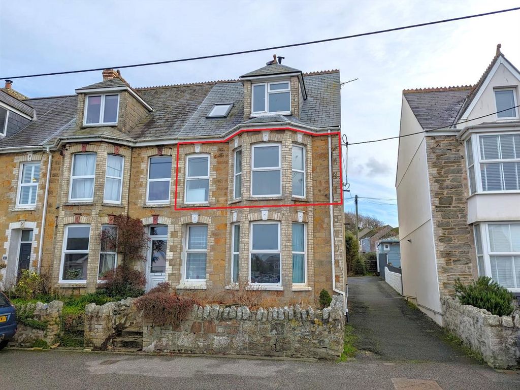 1 bed flat for sale in Church Street, Newquay TR7, £135,000