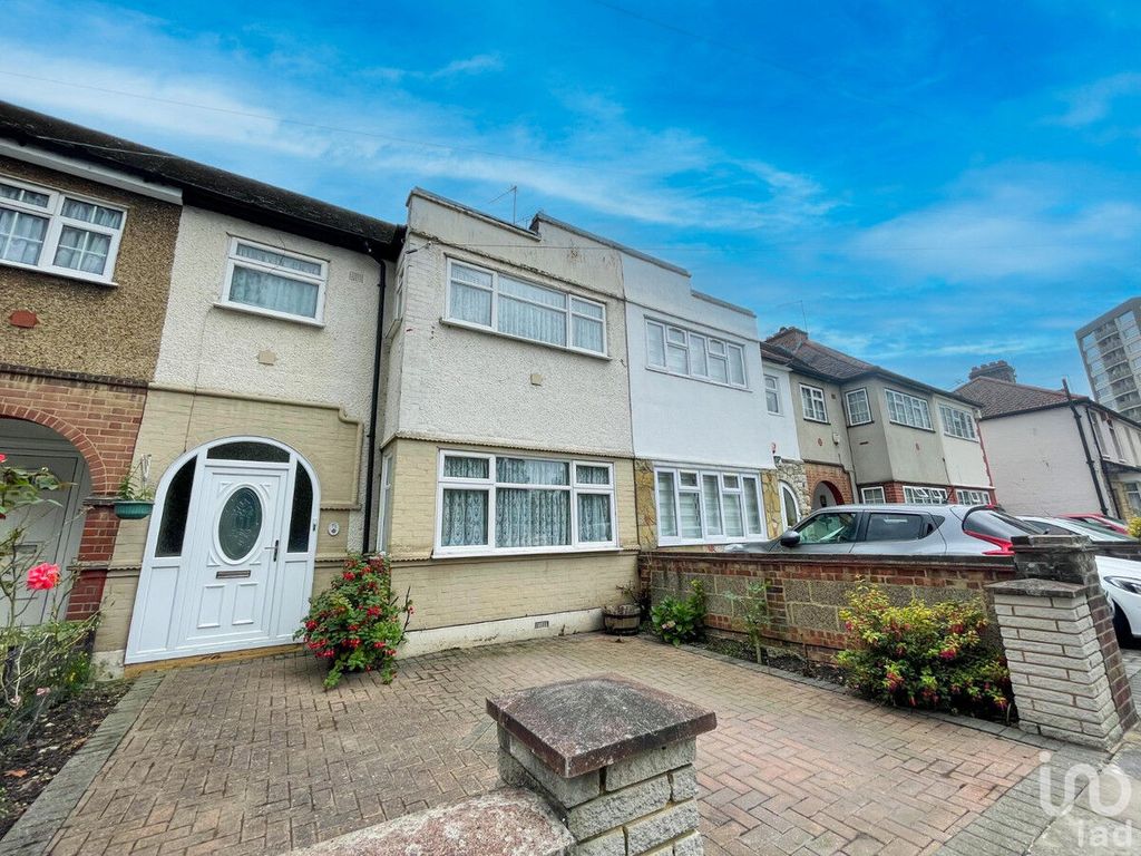 3 bed terraced house for sale in Beaconsfield Road, Enfield EN3, £400,000