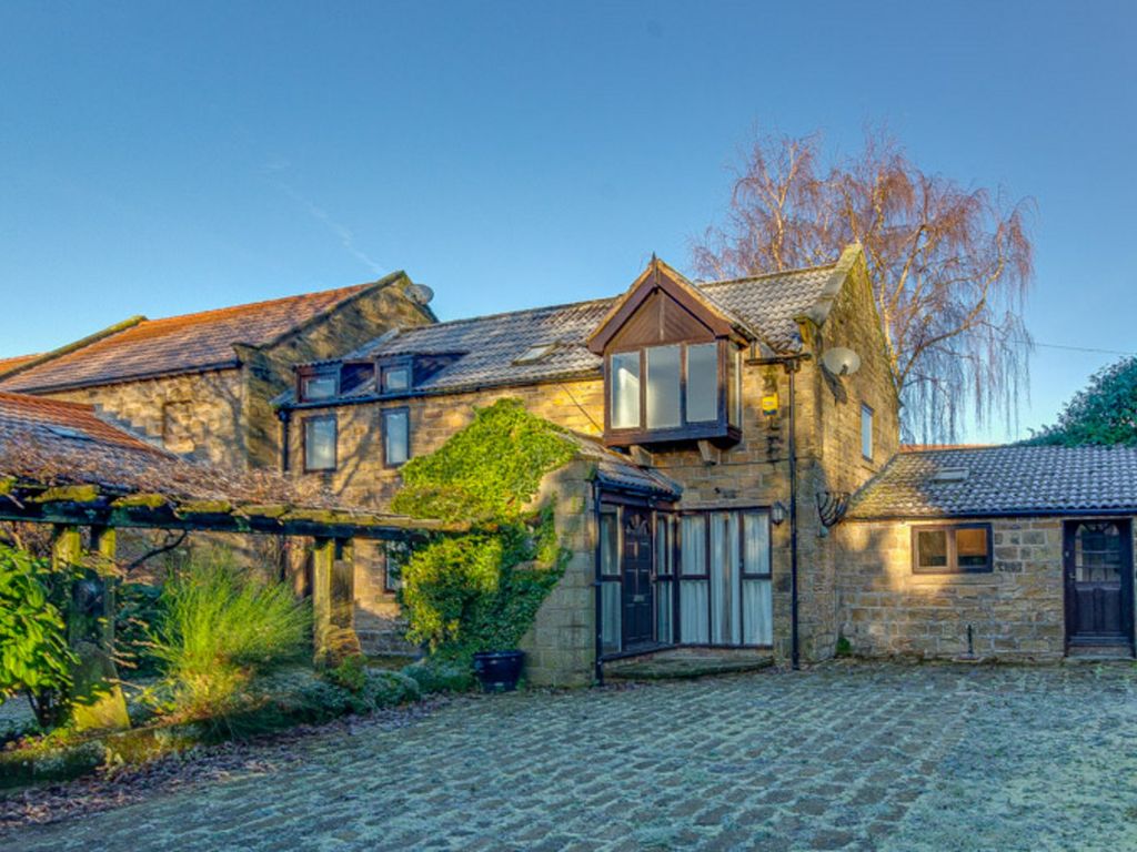 2 bed barn conversion for sale in Morthen Road, Rotherham S66, £250,000