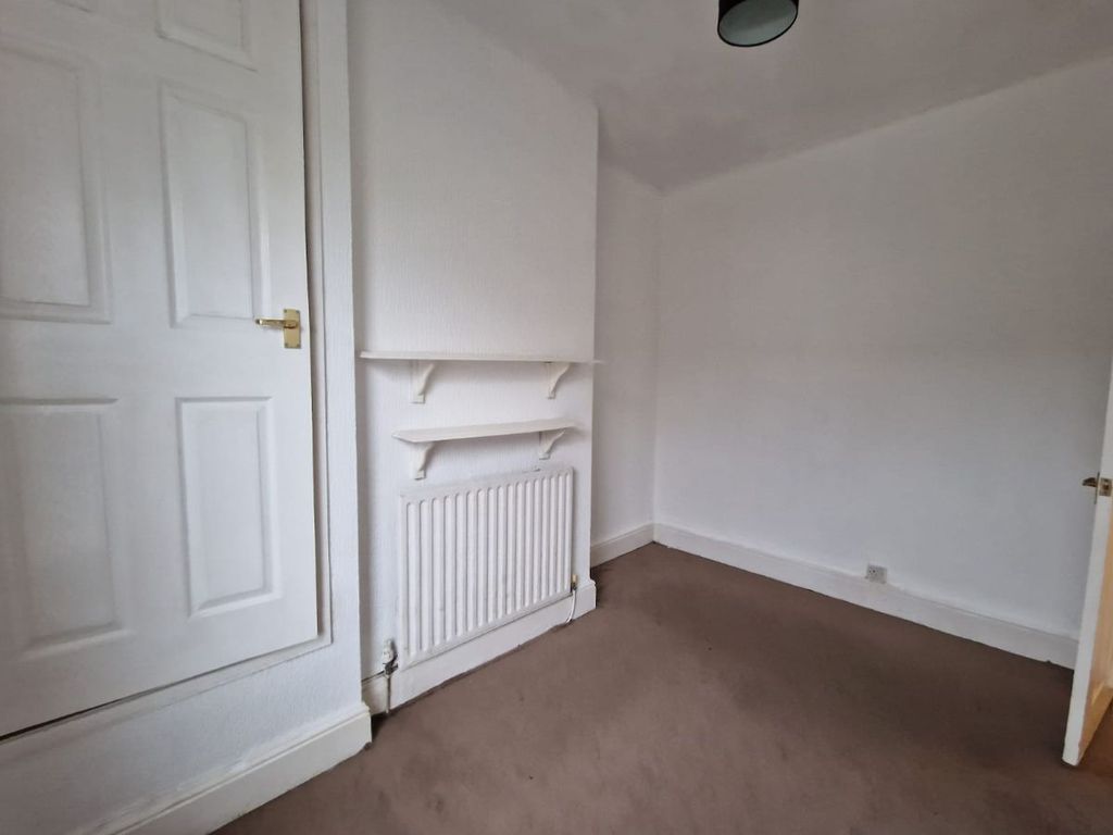 2 bed terraced house to rent in Hemsley Street, Blackley, Manchester M9, £825 pcm