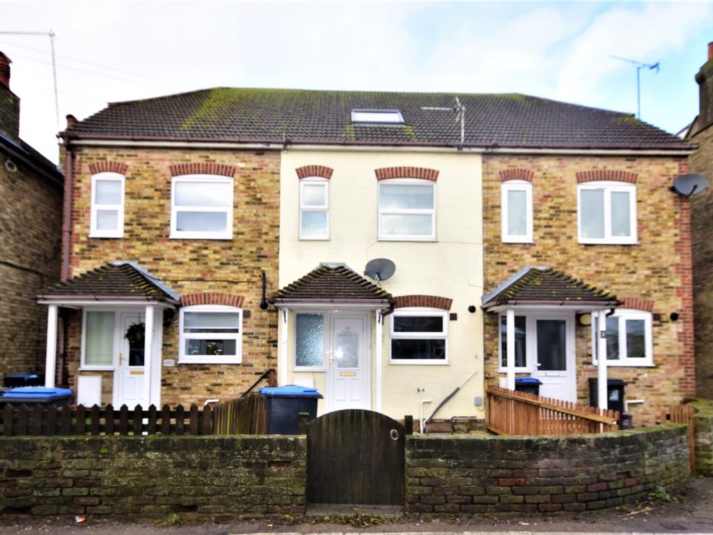2 bed terraced house to rent in Beacon Road, Broadstairs CT10, £1,200 pcm