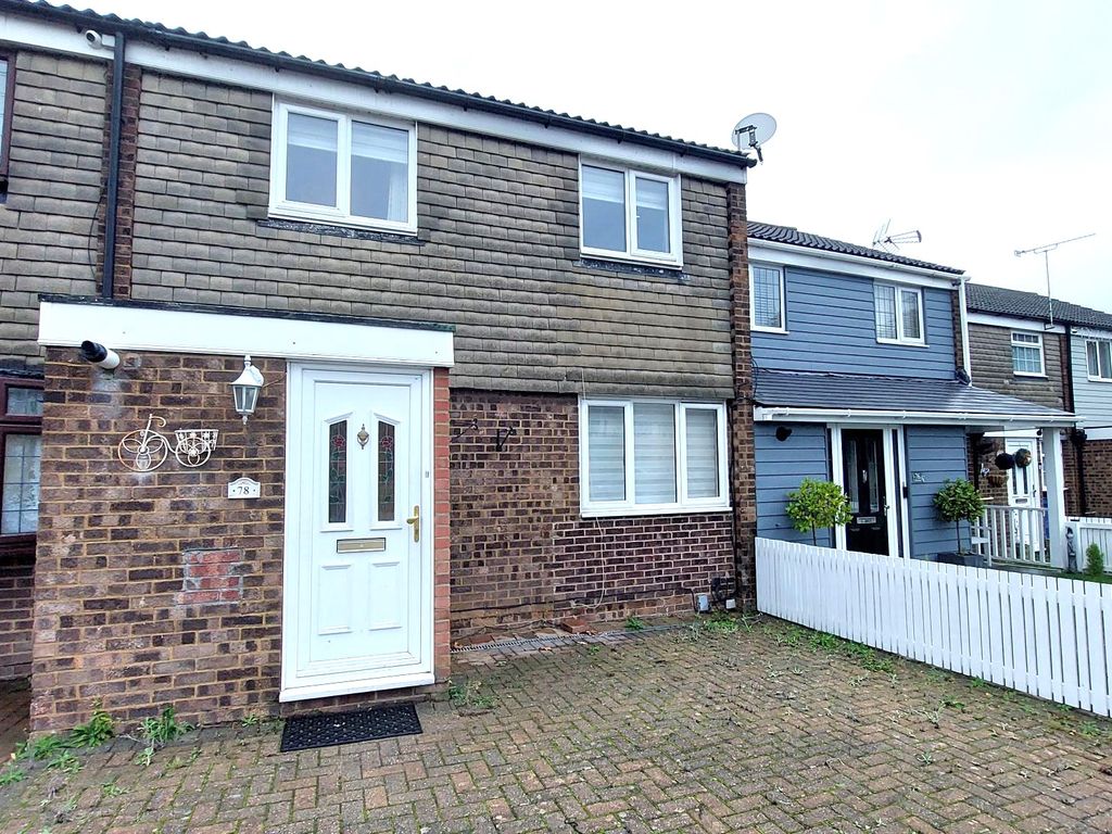 3 bed terraced house for sale in Mill Road, Aveley, South Ockendon RM15, £365,000