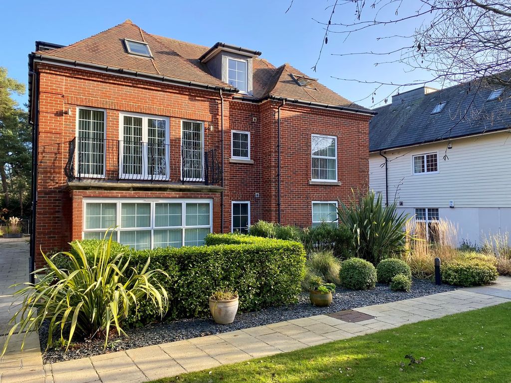 2 bed flat for sale in Carnoustie, 6 Compton Avenue, Lilliput, Poole BH14, £400,000
