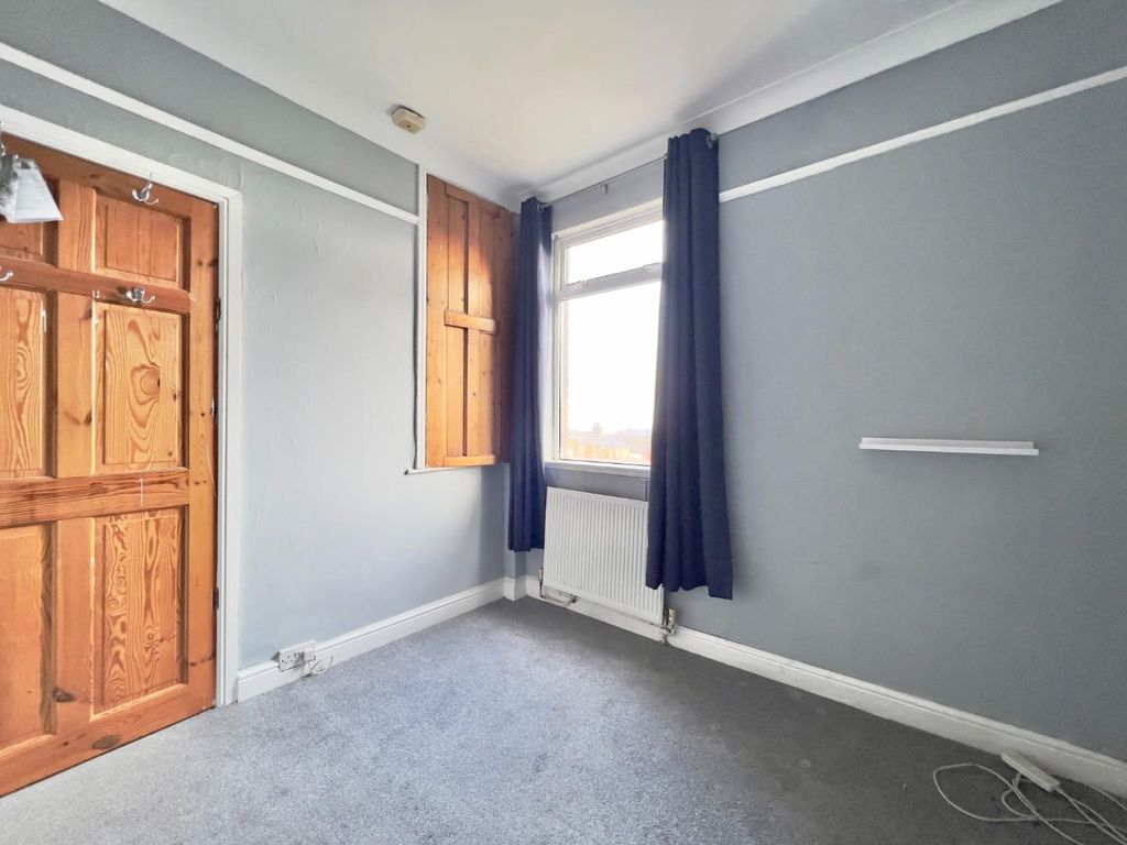 2 bed property for sale in Albion Terrace, Barnsley S70, £90,000