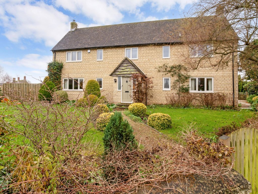 4 bed detached house for sale in Southrop, Lechlade GL7, £1,075,000