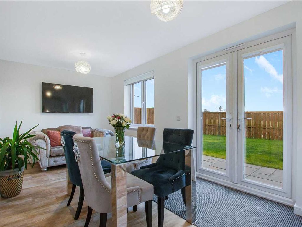 4 bed detached house for sale in South Shields Drive, Benthall, East Kilbride G75, £315,000
