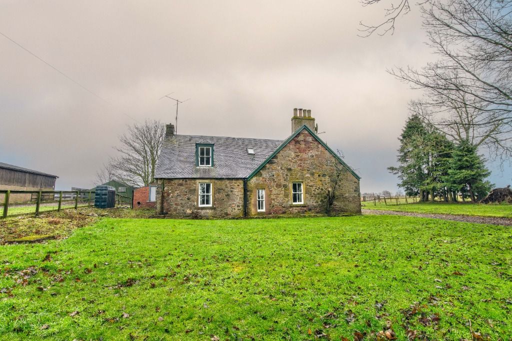 6 bed farmhouse for sale in Dalfouper Farmhouse, Edzell, Angus DD9, £280,000