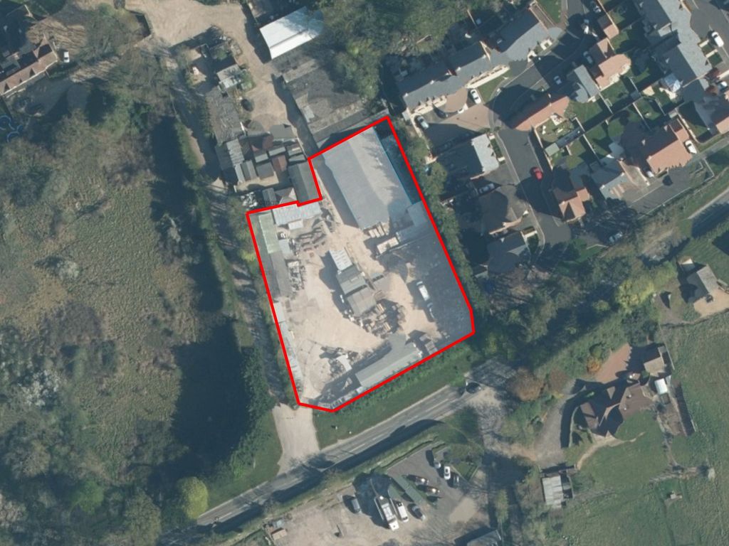 Industrial to let in Surrey Saw Mills, 70 Wrecclesham Hill, Farnham GU10, £115,000 pa