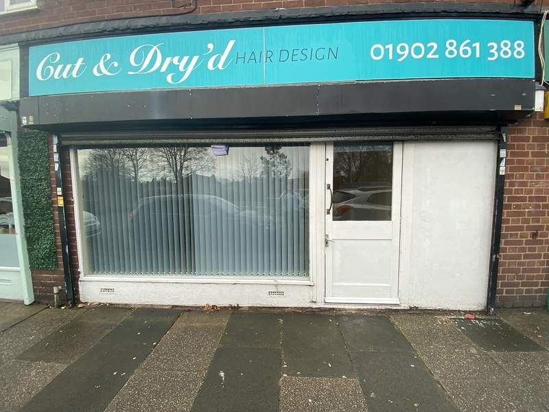 Retail premises to let in 125 Long Knowle Lane Wednesfield, Wolverhampton WV11, Non quoting