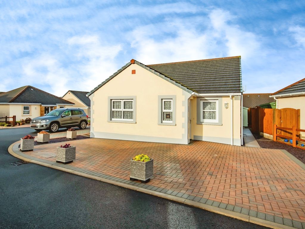 2 bed bungalow for sale in Gibbas Way, Pembroke, Pembrokeshire SA71, £280,000