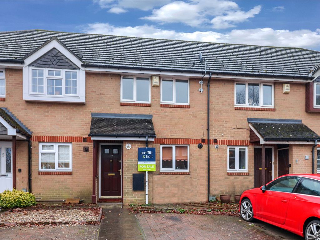 2 bed terraced house for sale in Lapwing Way, Abbots Langley WD5, £400,000