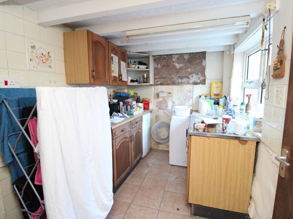 2 bed terraced house for sale in Kinmel Terrace, Rhyl LL18, £90,000