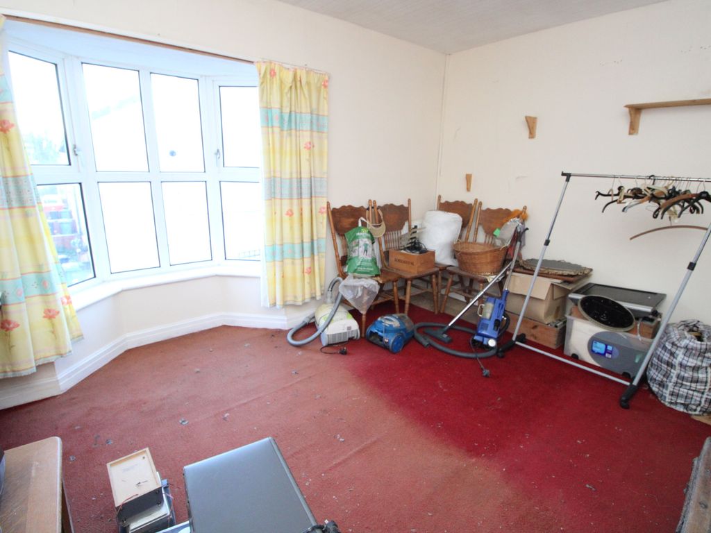 2 bed terraced house for sale in Kinmel Terrace, Rhyl LL18, £90,000